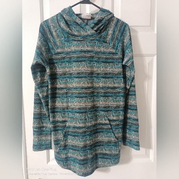 Lularoe Hi-Lo Hoodie Small - Picture 2 of 13
